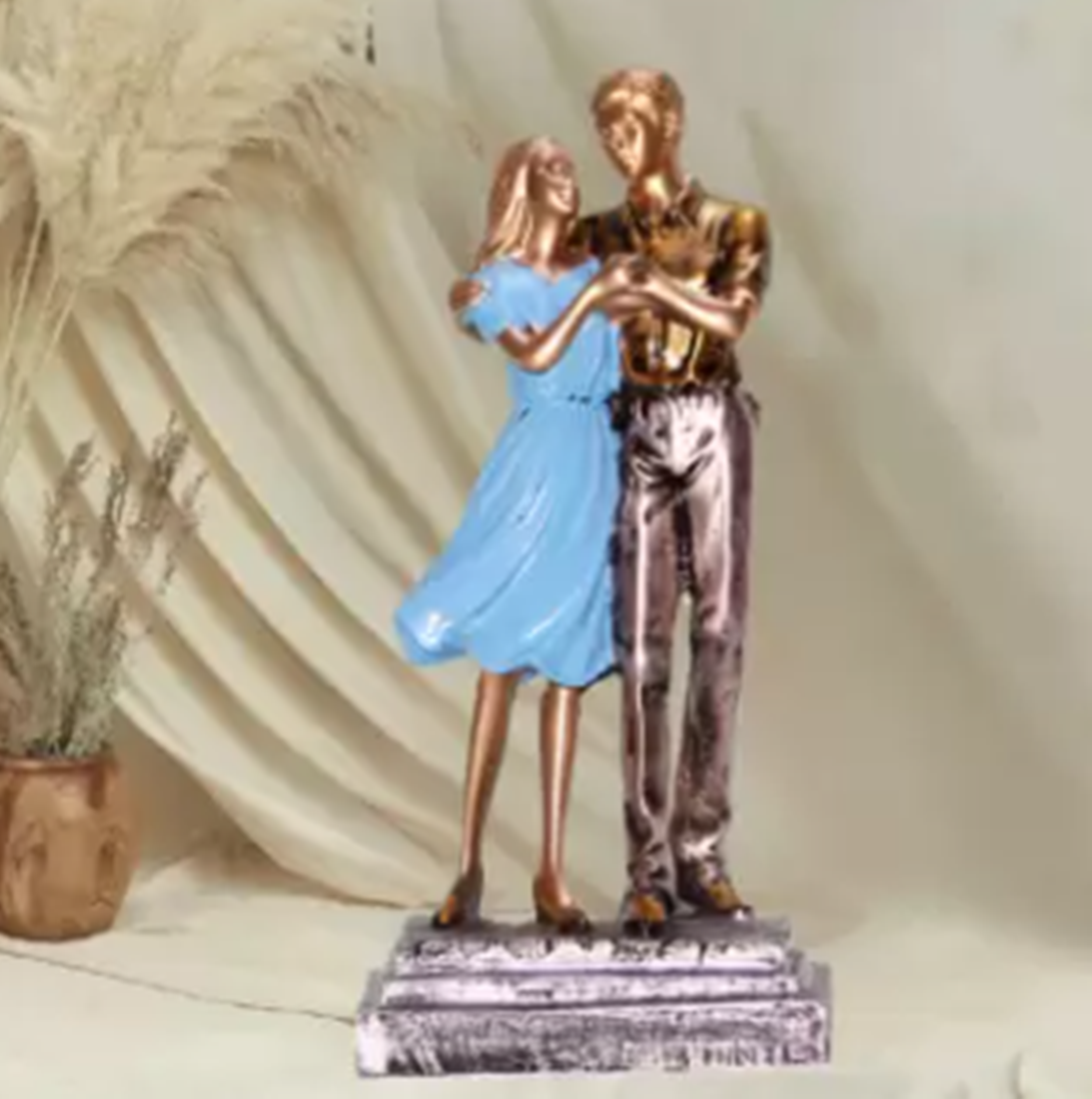 Handcraft Resin Cute Romantic Love Couple Statue showpiece for Home d?cor Living Room Table Decorations Items Home d?cor Items Gifting Items Love Couple Gift (JCHD026-BLC SMALL_Free) - Image 2